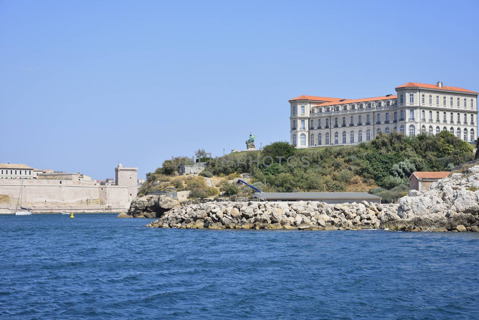 sea ​​trip around the city of Marseille and the creeks, France