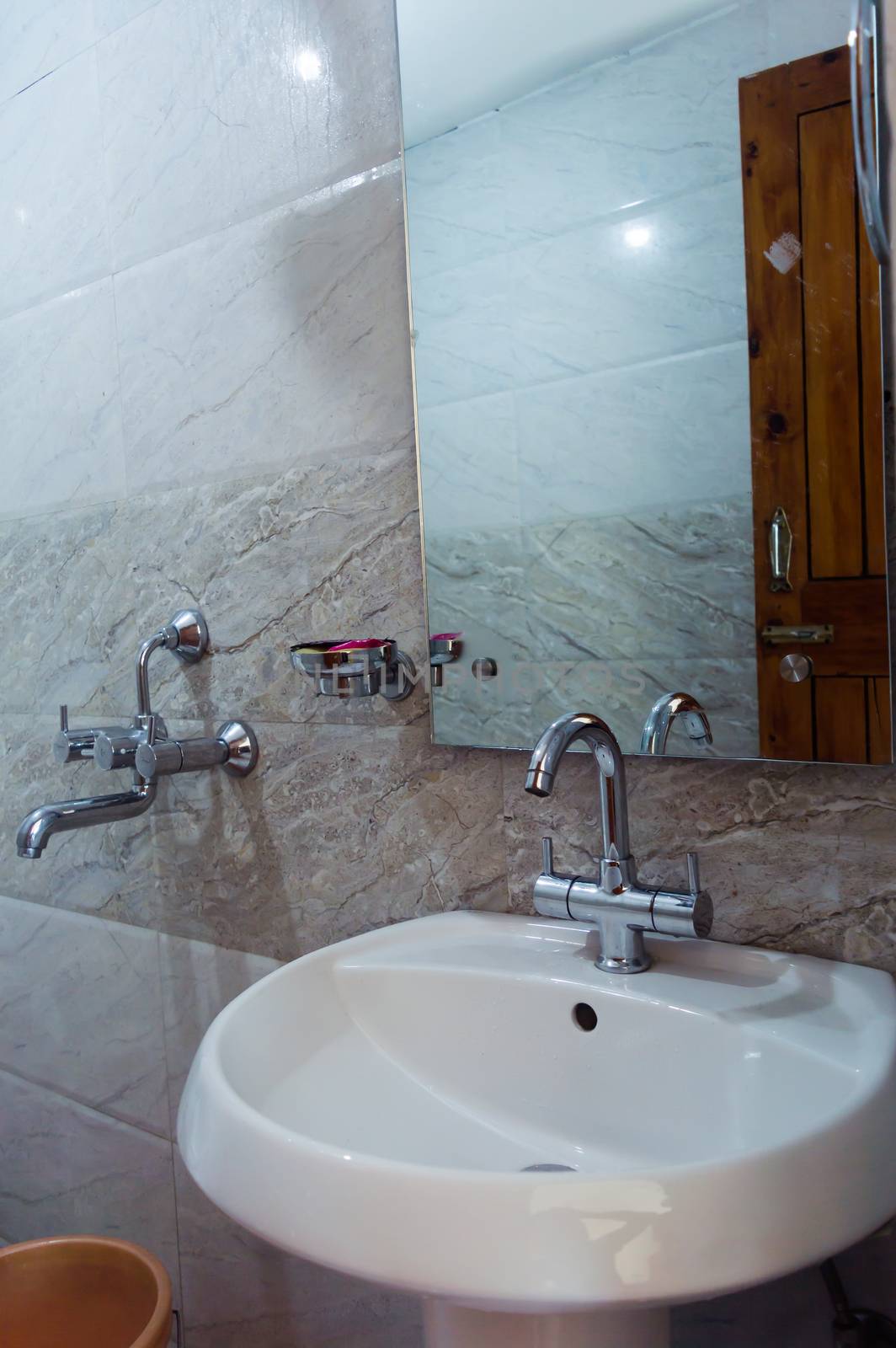 Adjustable Sink Tap Faucet. Floor Mounted Neck Tap Faucet Wash Basin Cabinet Bathroom Furniture. Ceramic Wall Hung Wash Basin. Wall Mounted Bathroom Sink. Super White Color Glossy Finish luxury design