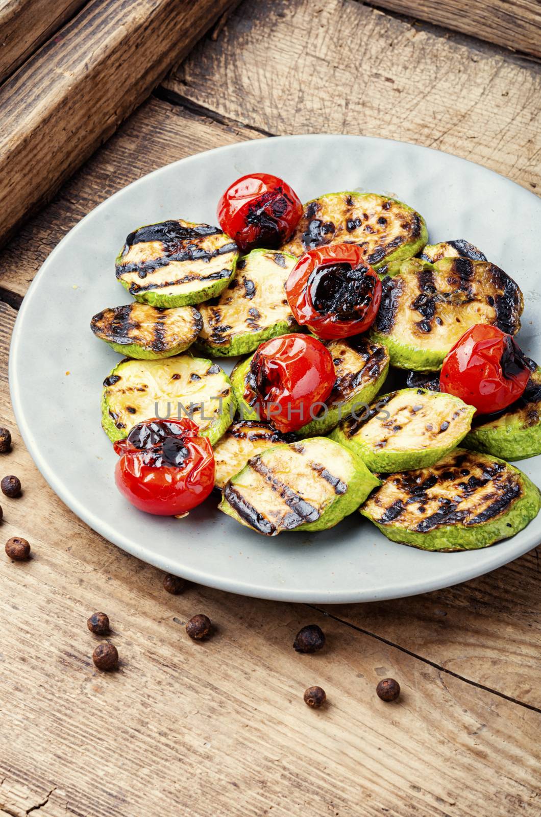 Grilled vegetables on a plate by LMykola
