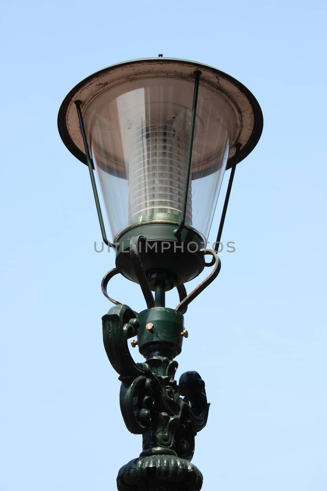 street lamp by hadot