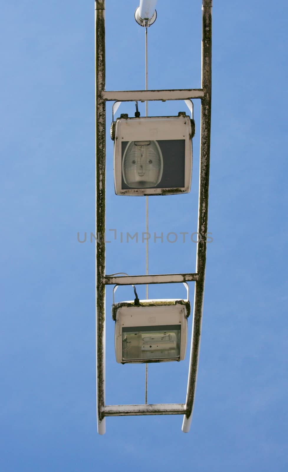 A Stable metal frame with two floodlights
