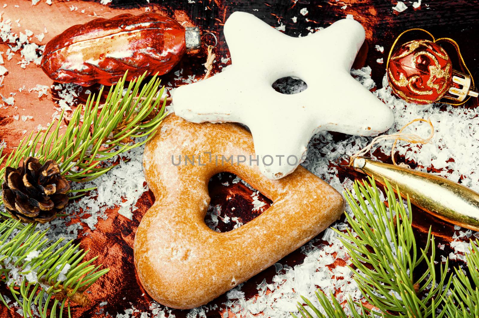 Christmas gingerbread and decoration by LMykola