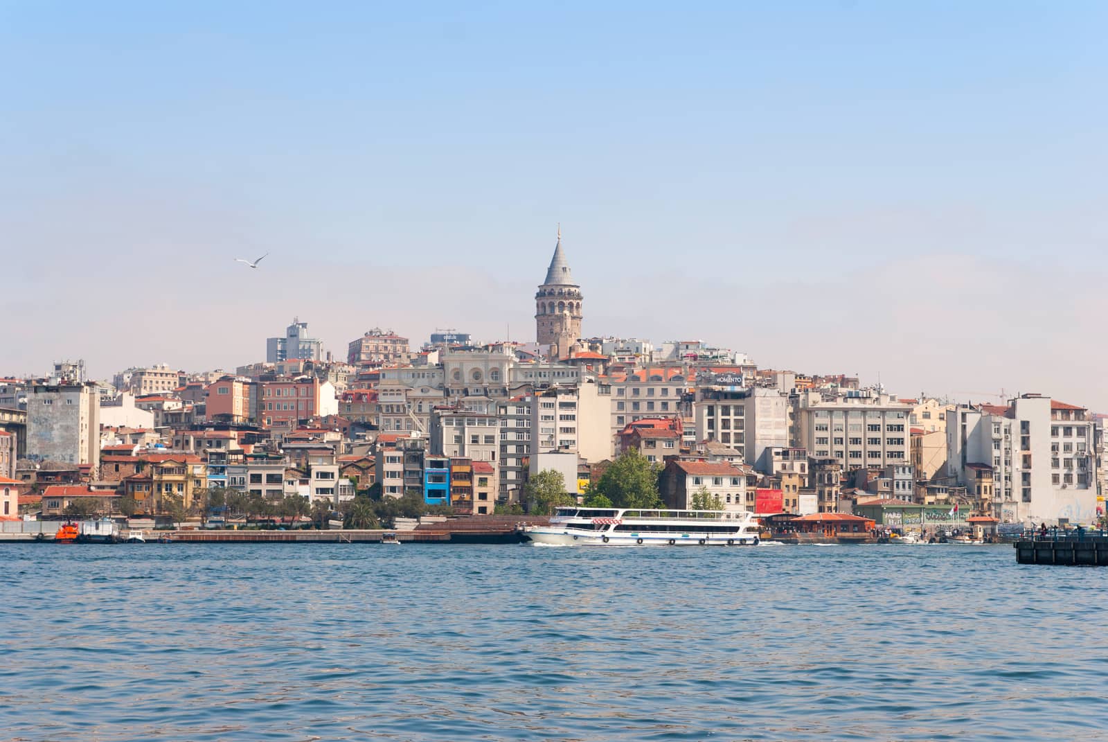 Galata tower on top, view from the Golden Horn. by Zhukow