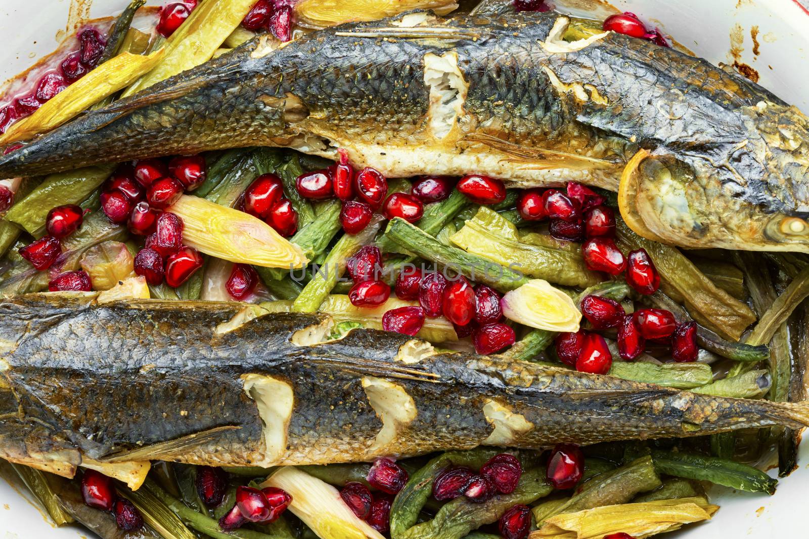 Baked fish with pomegranate by LMykola