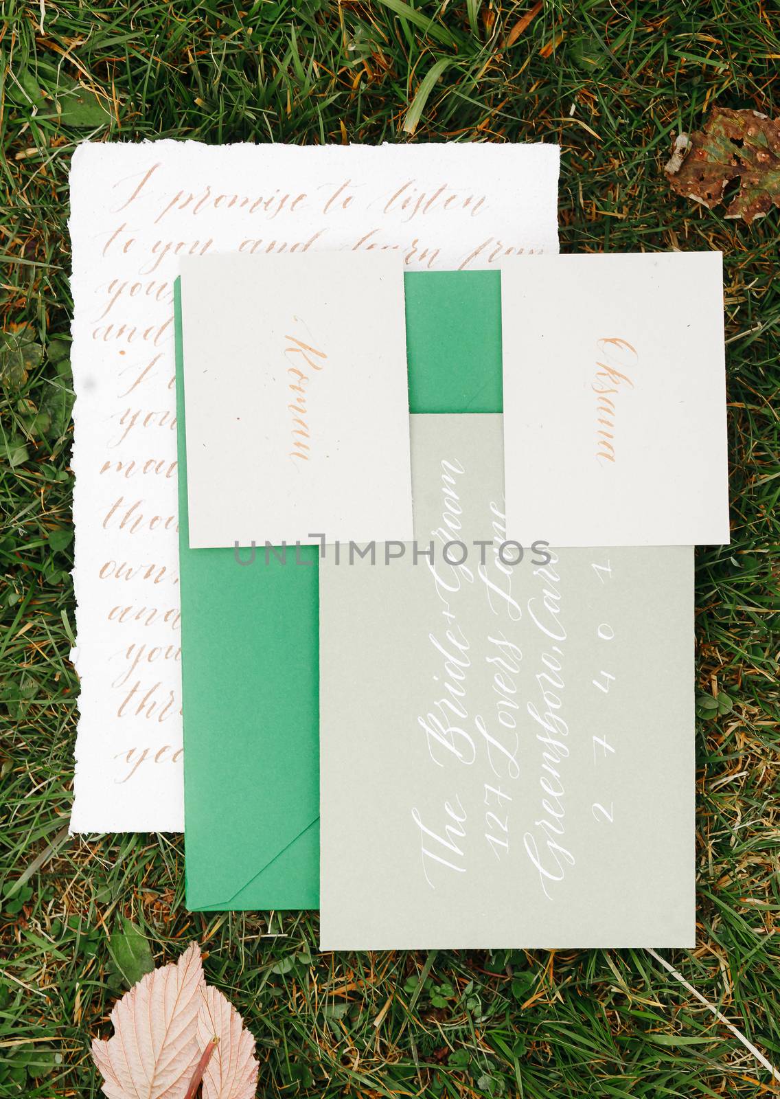 Wedding details flat lay. Wedding invitation. Wedding bouquet. Copy space. Mock up. Envelope.