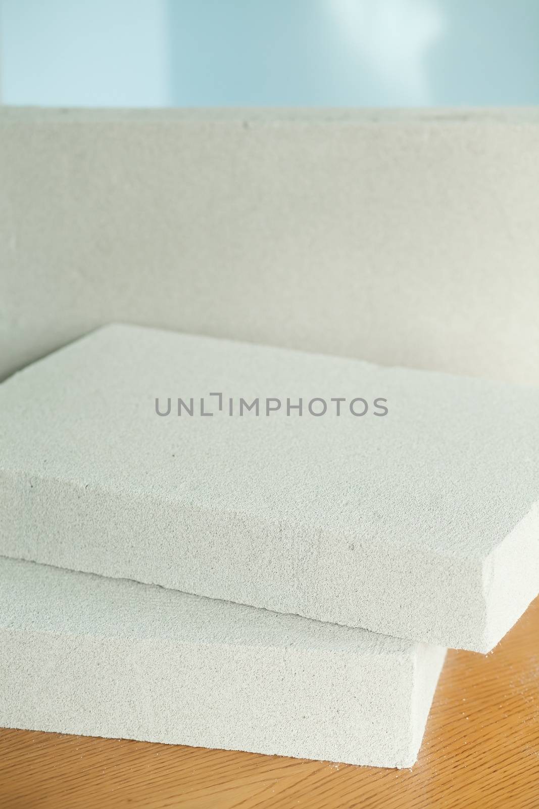 Lightweight construction brick. Lightweight foamed gypsum block