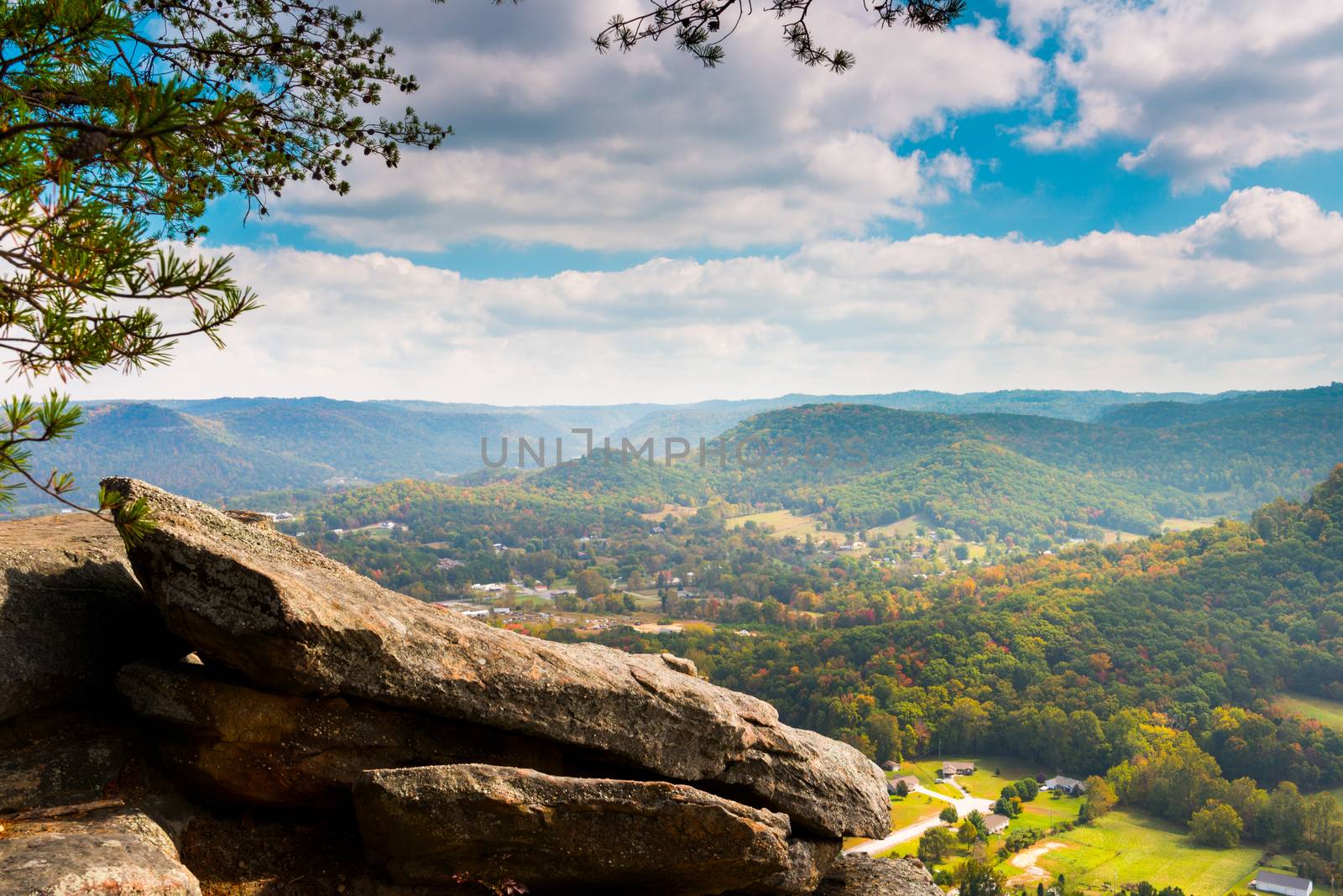 East Pinnacle Lookout by patrickstock