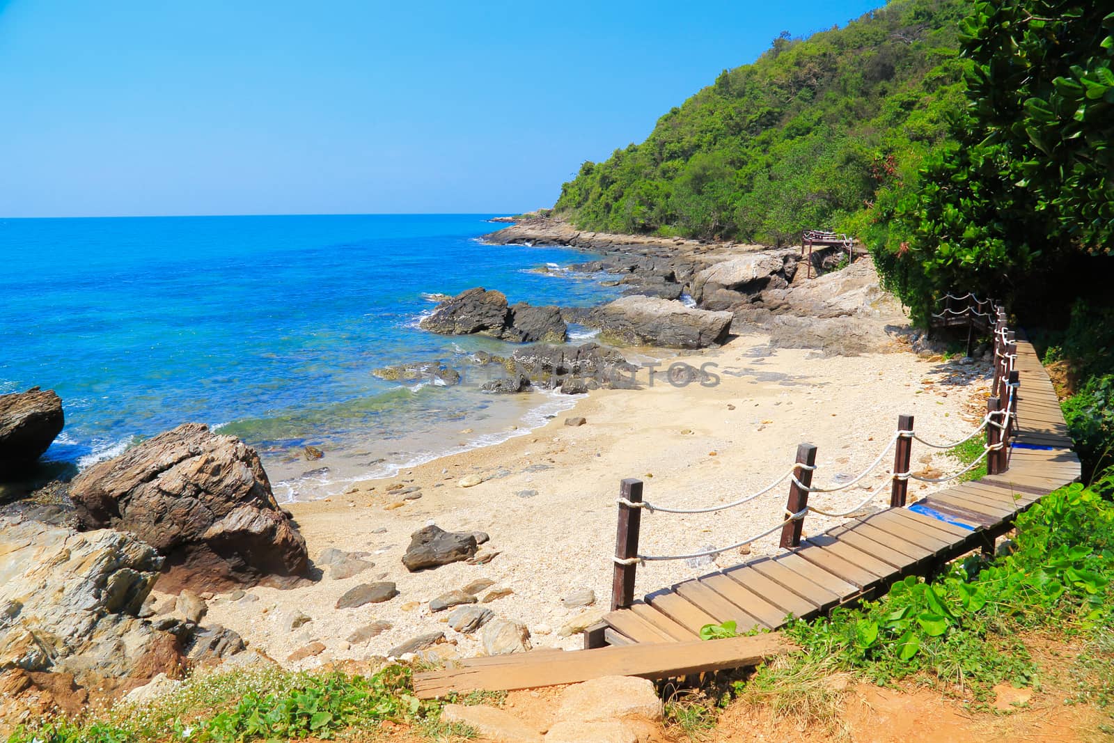 Wooden bridge to a tropical beach on island with blue sky, at khao laem ya mu koh samet island Rayong Thailand.
Thailand.