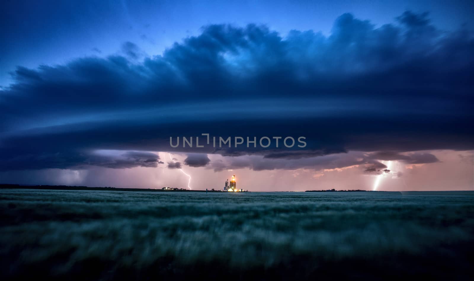 Lightning Storm Clouds Canada Saskatchewan Dramatic Summer