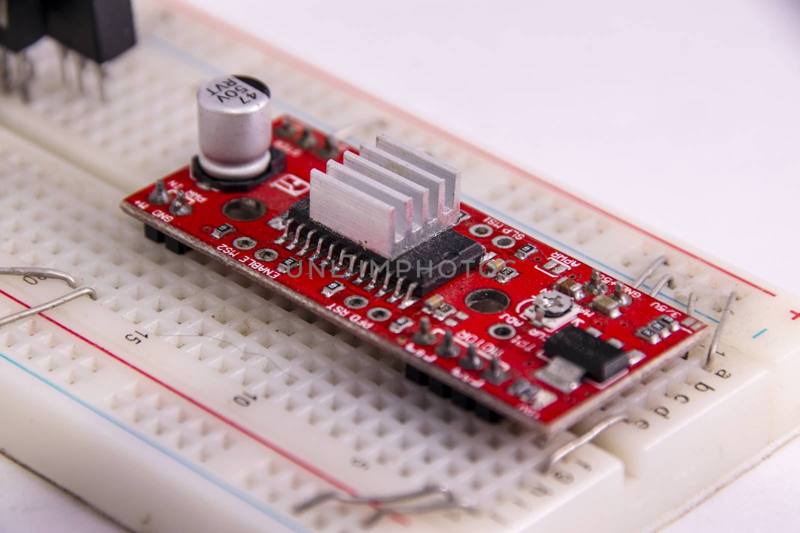 breadboard prototyping board red microcontroller radiator by andRiU92