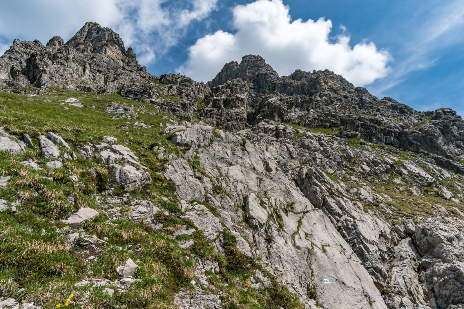 Beautiful mountain hike on the Great Widderstein in the Allgäu Alps in the Kleinwalsertal