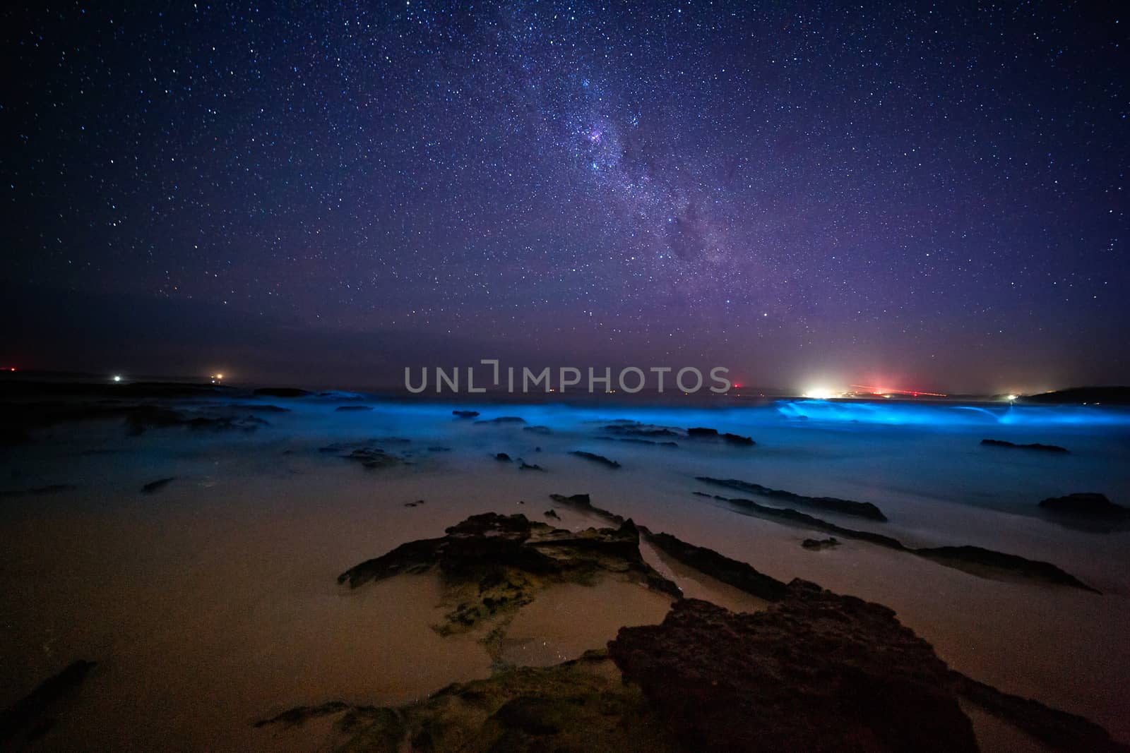 Bioluninescence and stars in Australia by lovleah
