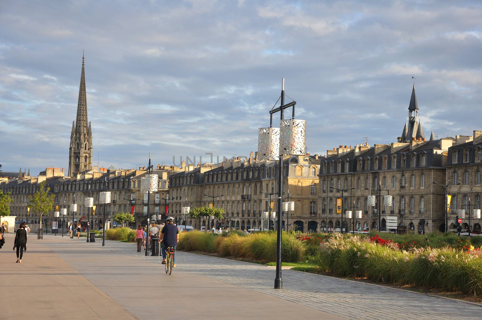 discovery of the city of Bordeaux, treasure of Aquitaine. monument of France