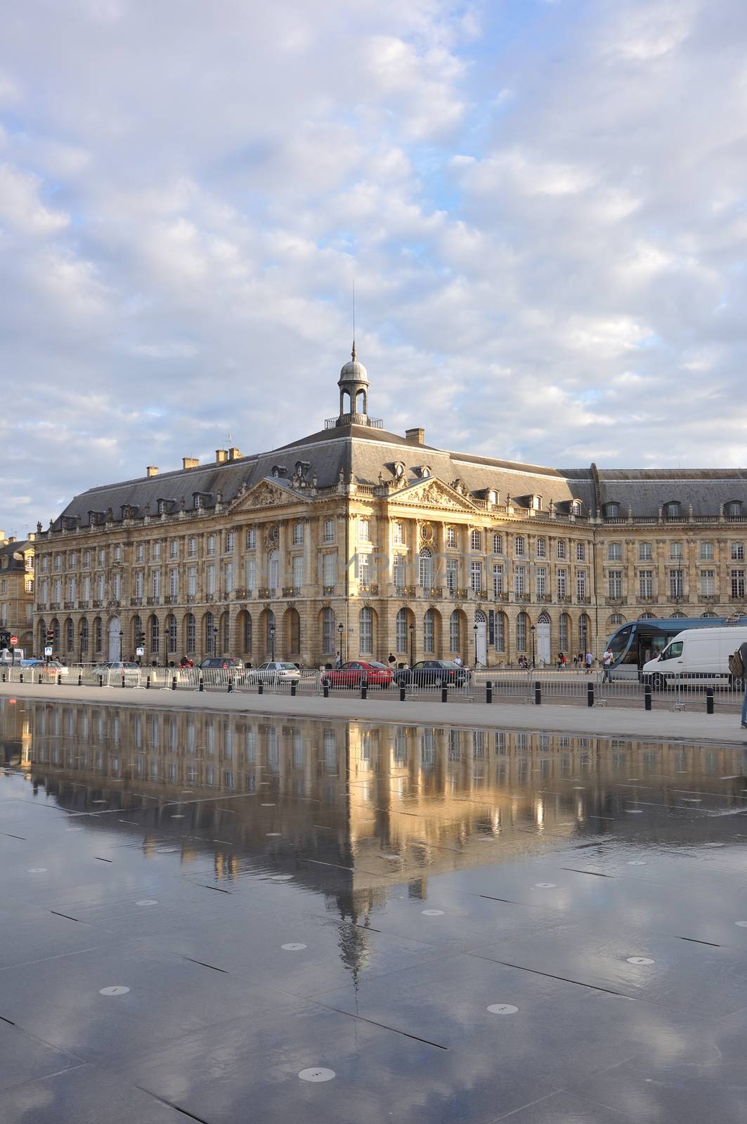 discovery of the city of Bordeaux, treasure of Aquitaine. monument of France