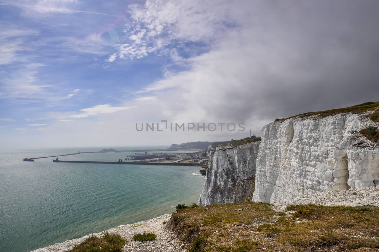 The white cliffs of Dover by MichaelMou85