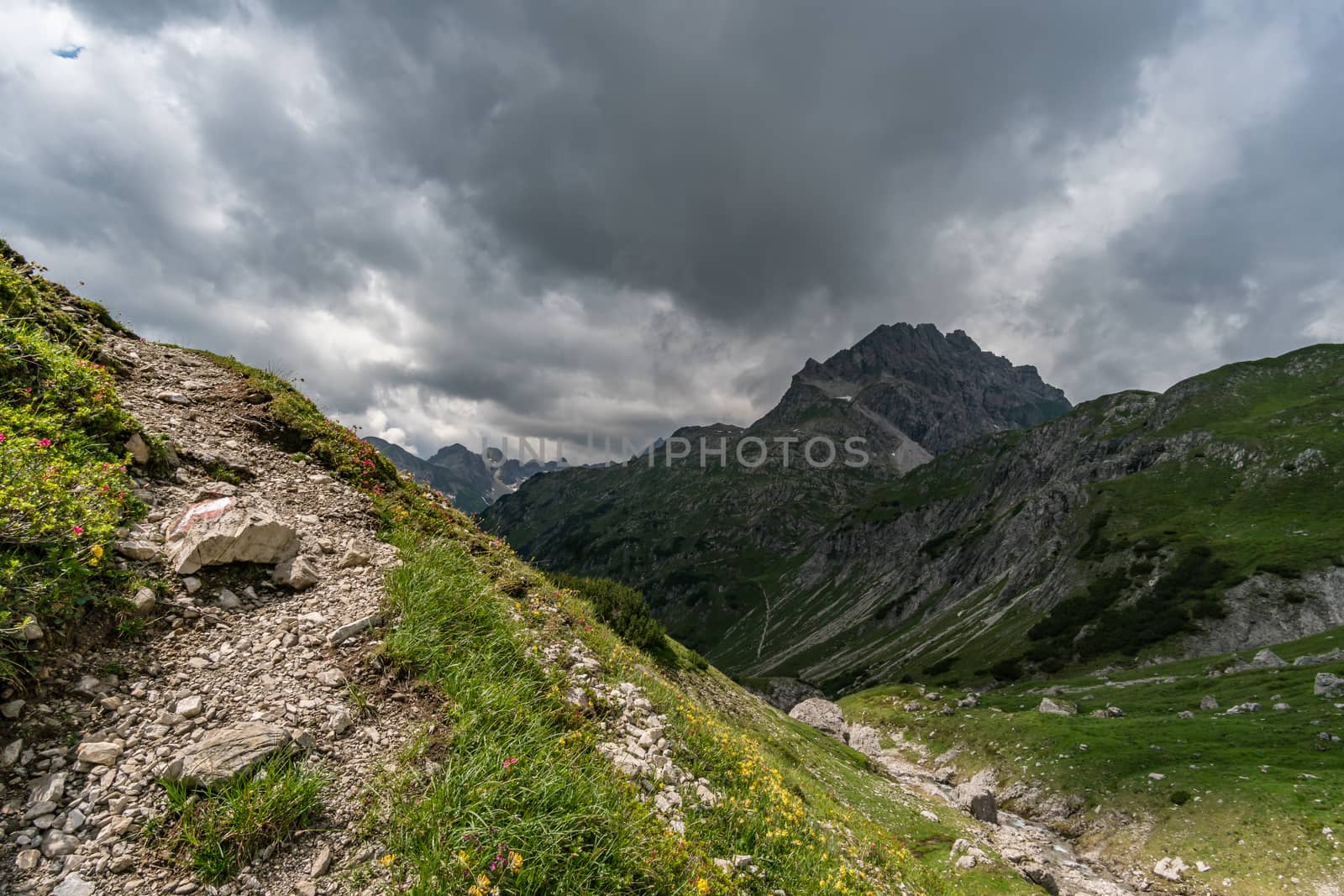 Mountain hike to the Großer Krottenkopf by mindscapephotos