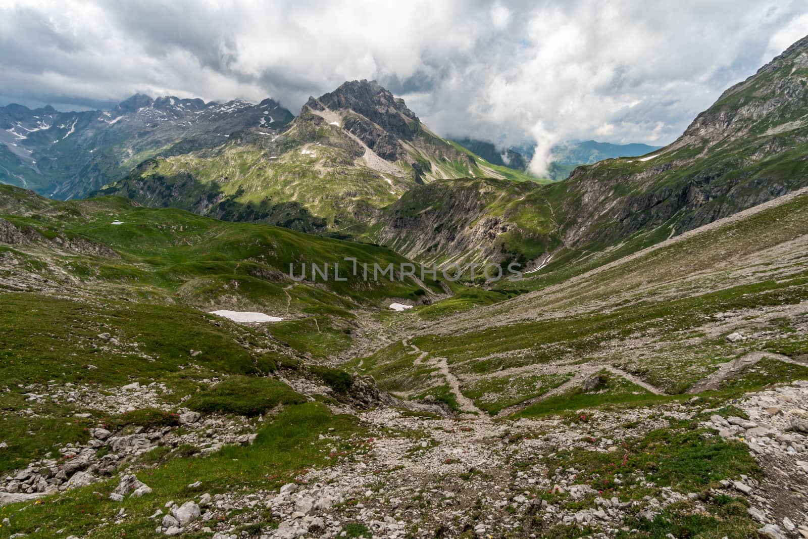 Fantastic mountain hike to the summit of Großer Krottenkopf in the Allgäu Alps