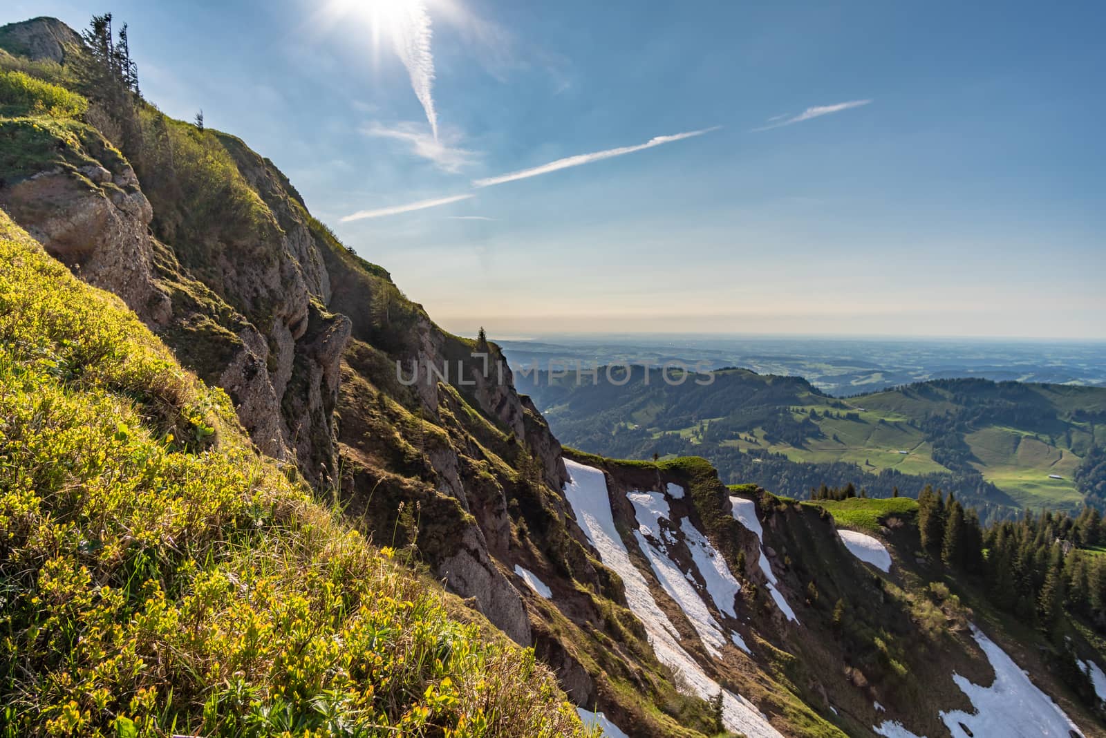 Wonderful hiking tour to the summit of the Buralpkopf, near Hochgrat, at the Nagelfluhkette in the beautiful Allgaeu.