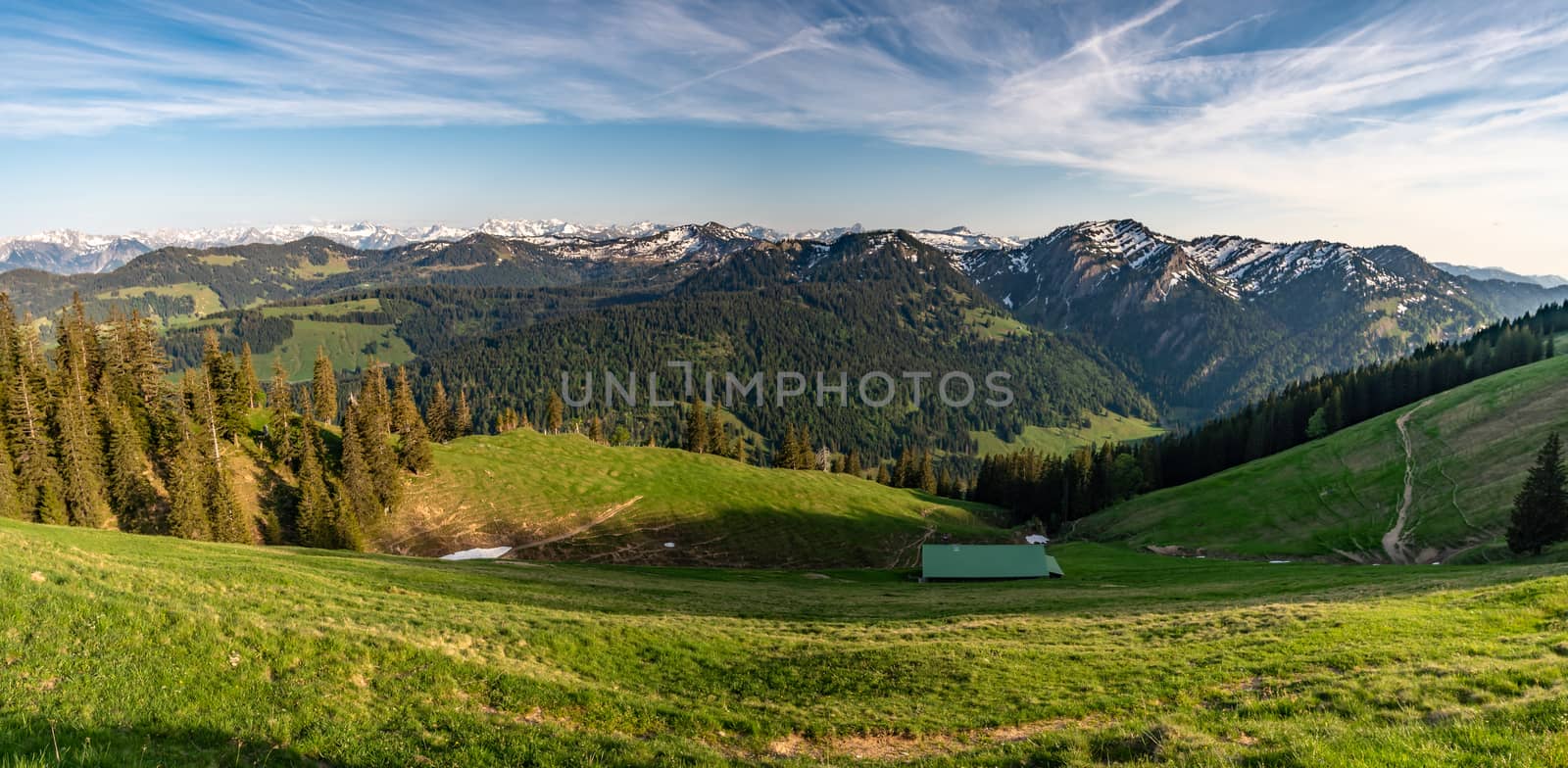 Wonderful hiking tour to the summit of the Buralpkopf, near Hochgrat, at the Nagelfluhkette in the beautiful Allgaeu.