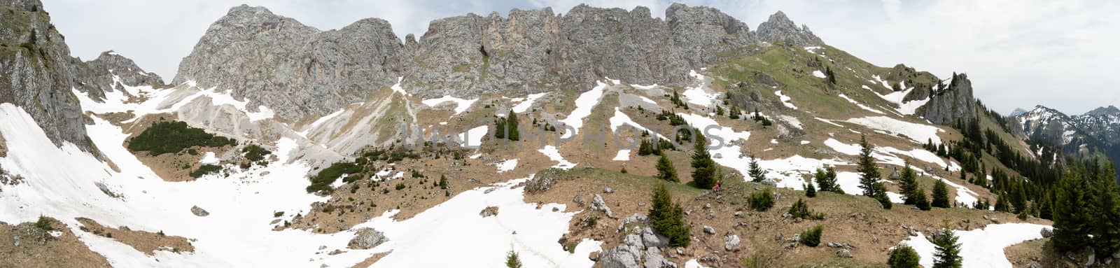 Fantastic hike to the top of the Rote Fluh in the Tannheimer Tal, Austria