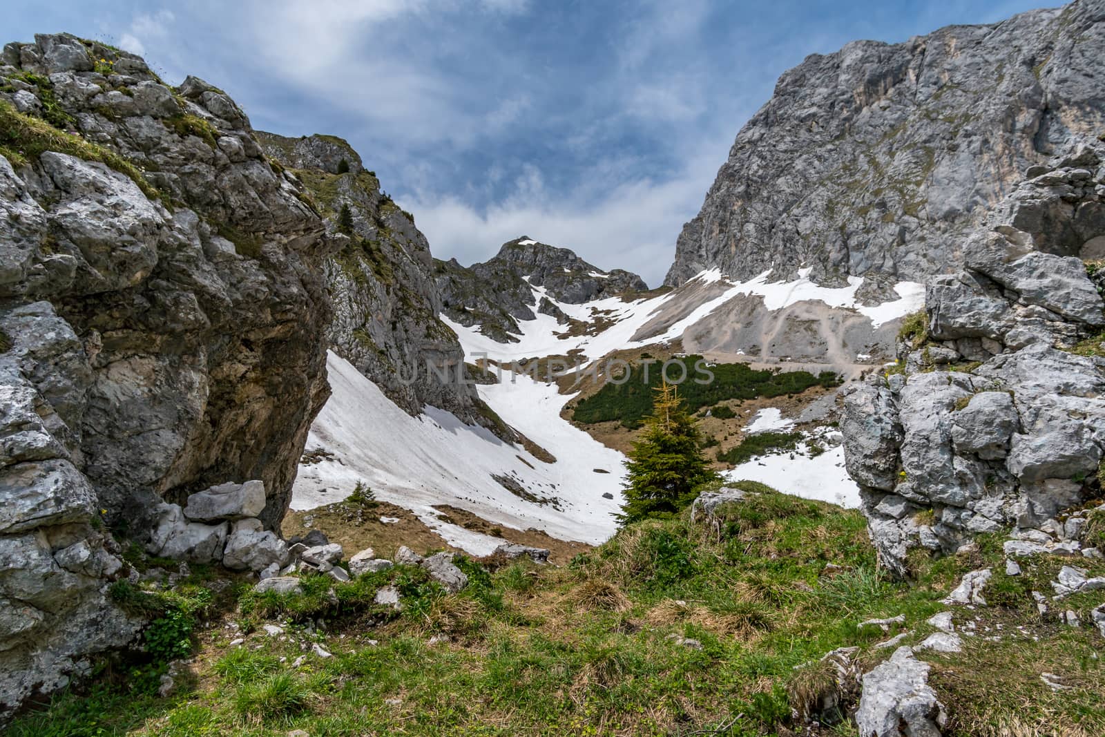 Fantastic hike to the top of the Rote Fluh in the Tannheimer Tal, Austria