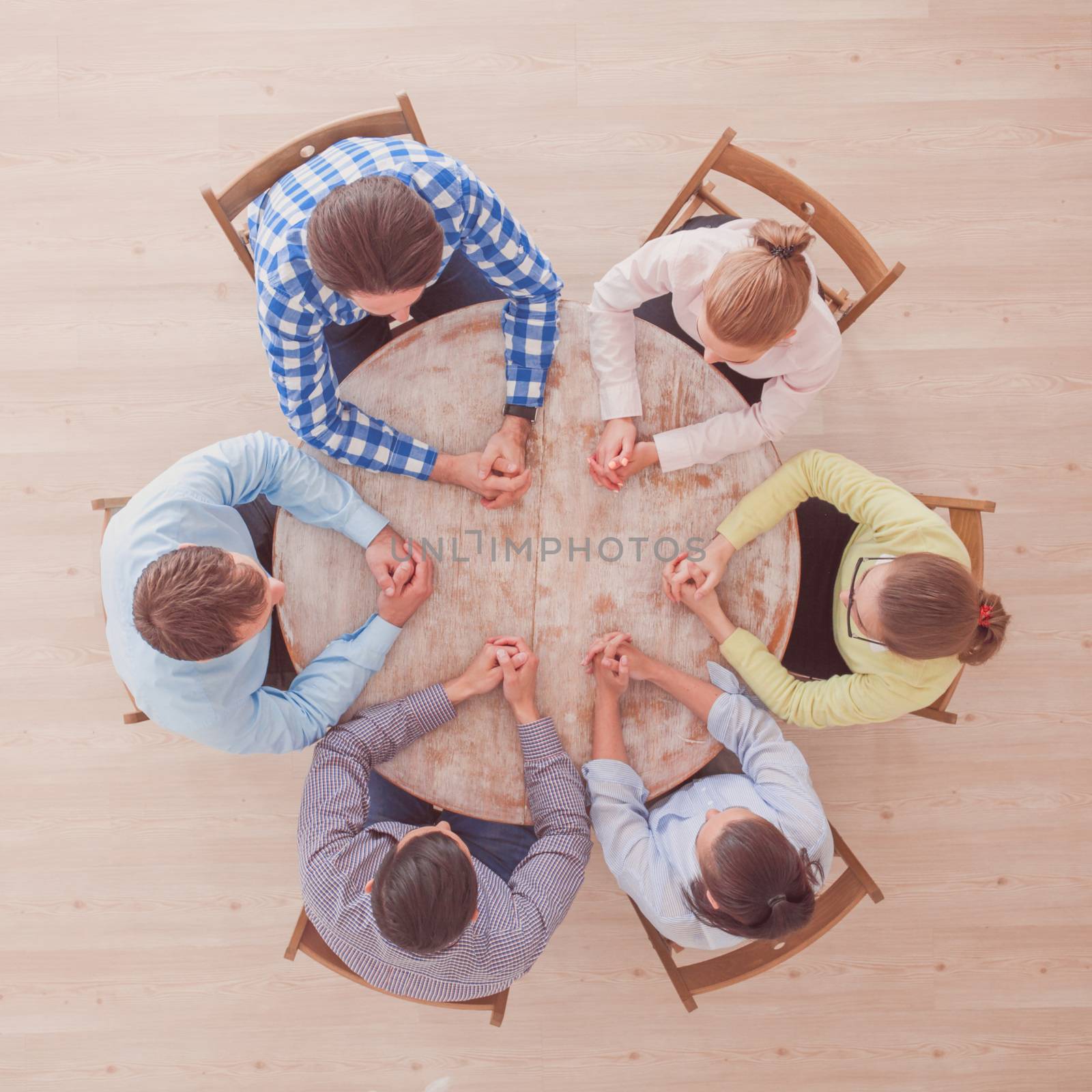 Hipster business teamwork brainstorming planning meeting concept, people team sitting around round table