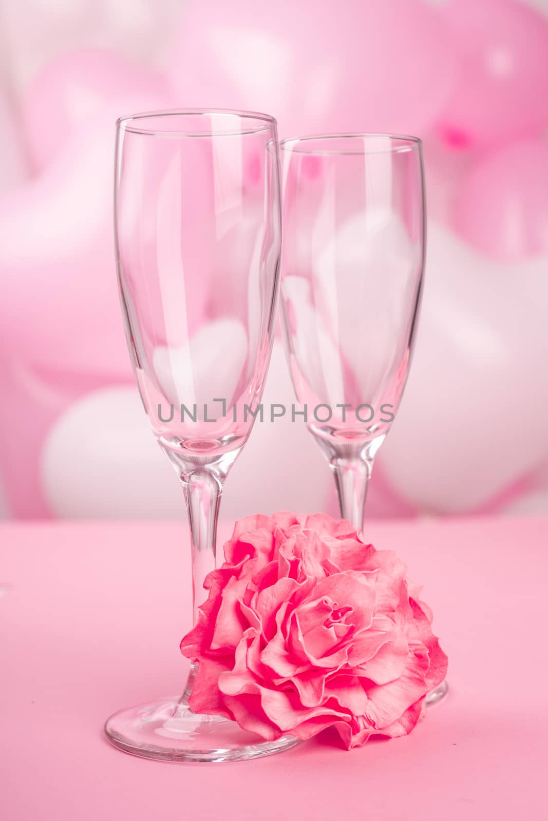 Valentines day champagne glasses by destillat