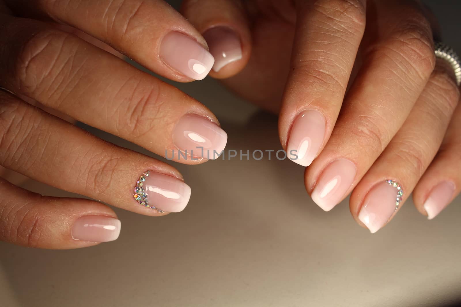 Manicure design gel with white lacquer French