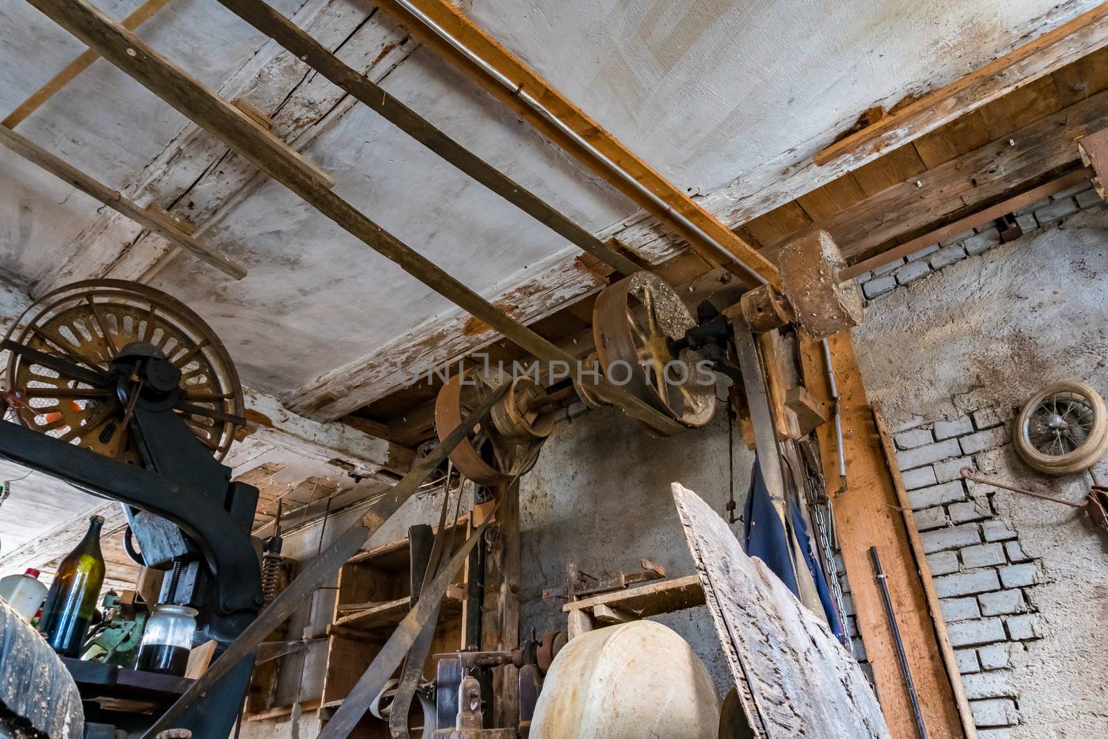 Abandoned places such as factories, farmhouses, shops, houses, facilities and clinics in Germany