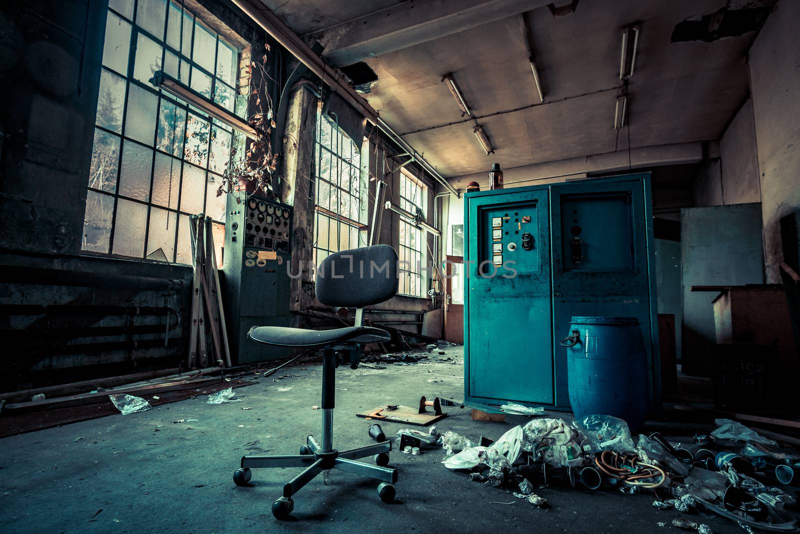 Abandoned places such as factories, farmhouses, shops, houses, facilities and clinics in Germany