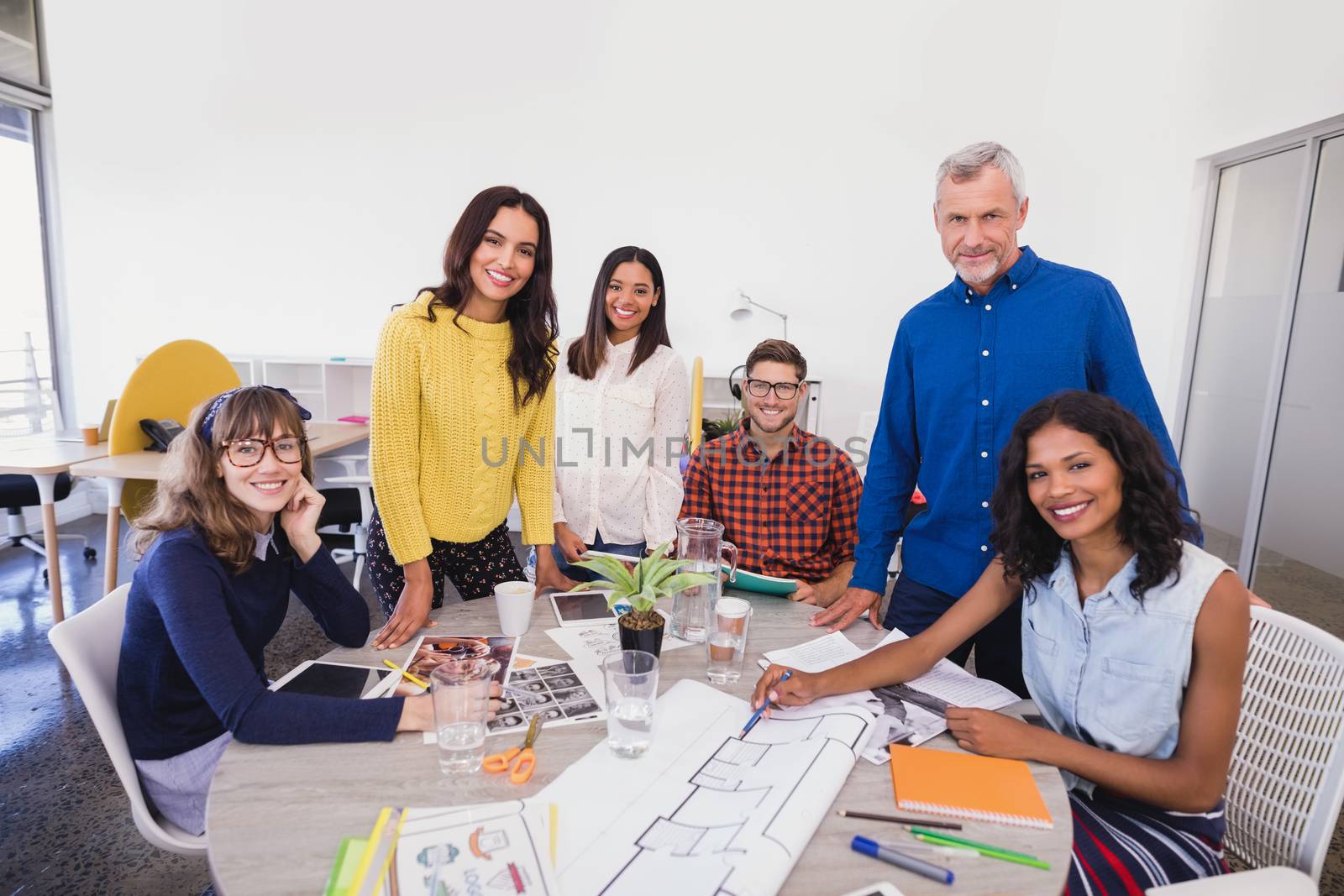 Portrait of confident business people in office 