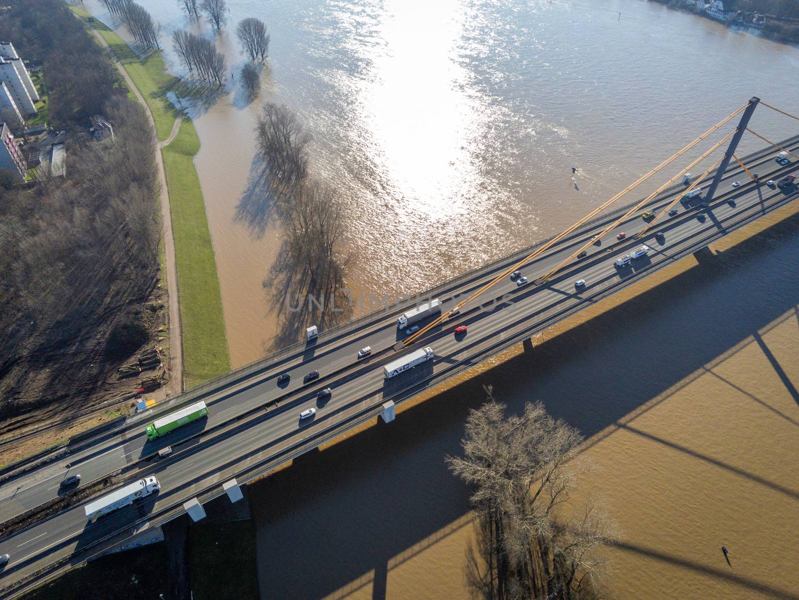 Rheinbruecke der A40 bei Duisburg Neuenkamp bei Hochwasser by MXW_Stock