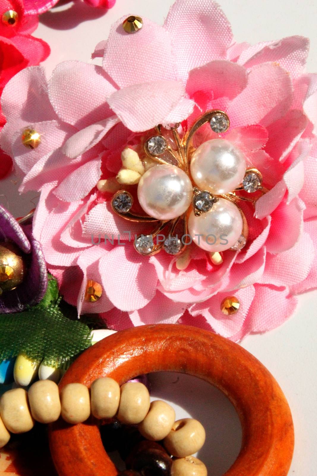 beautiful art accessory for women by KUL-WIN