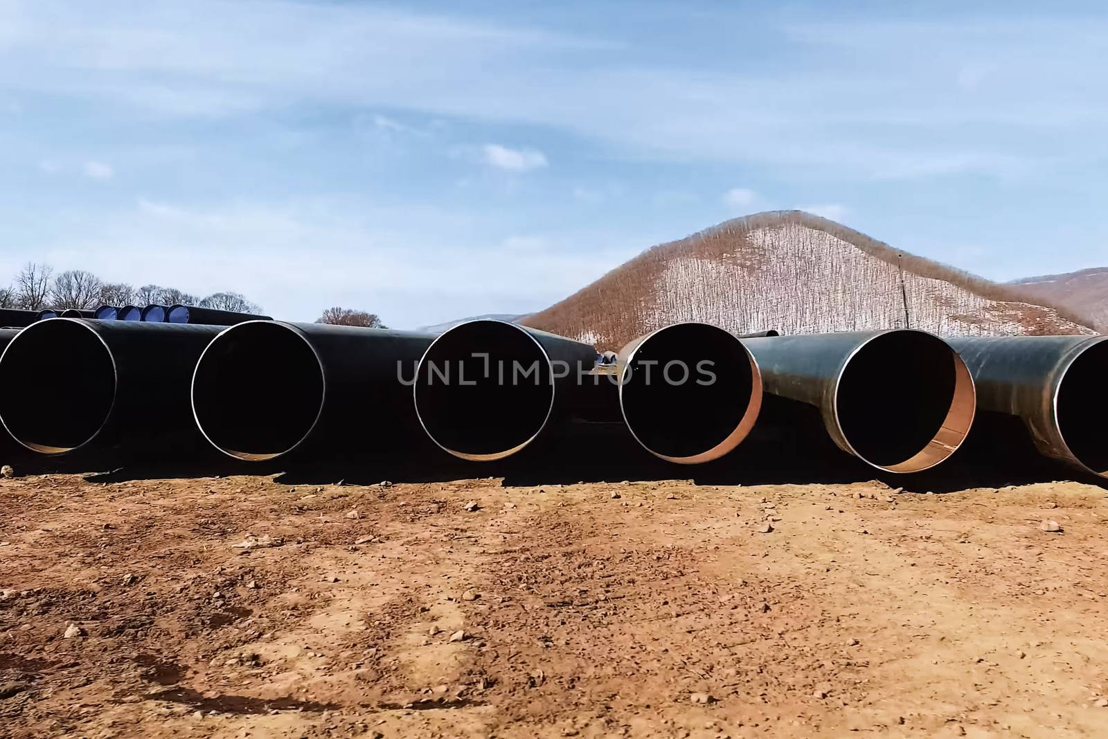 Pipes of a gas pipeline, construction and laying of pipelines for transportation of gas and oil.