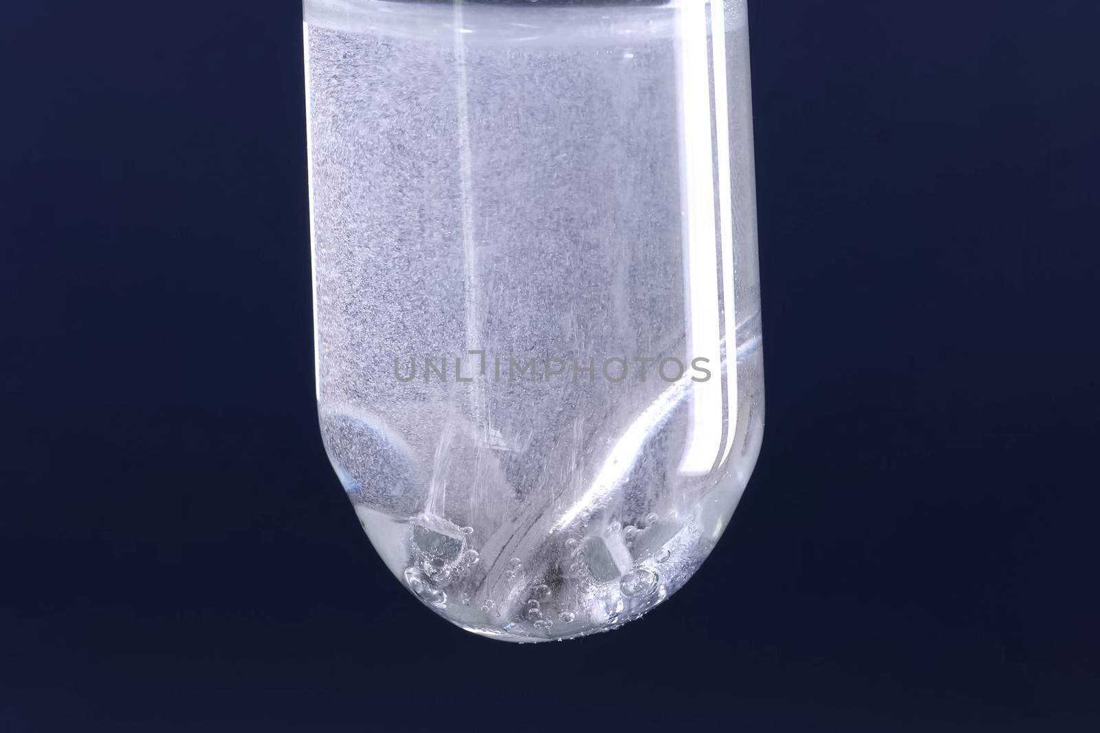 Allmium in vitro for chemical reactions. Tube the flask by nyrok