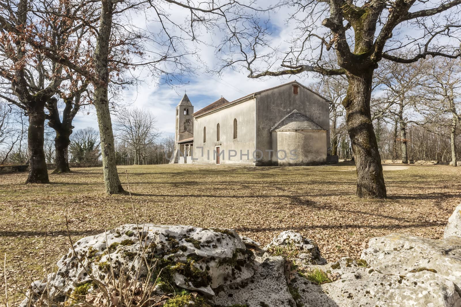 The church of st. Mary by sewer12