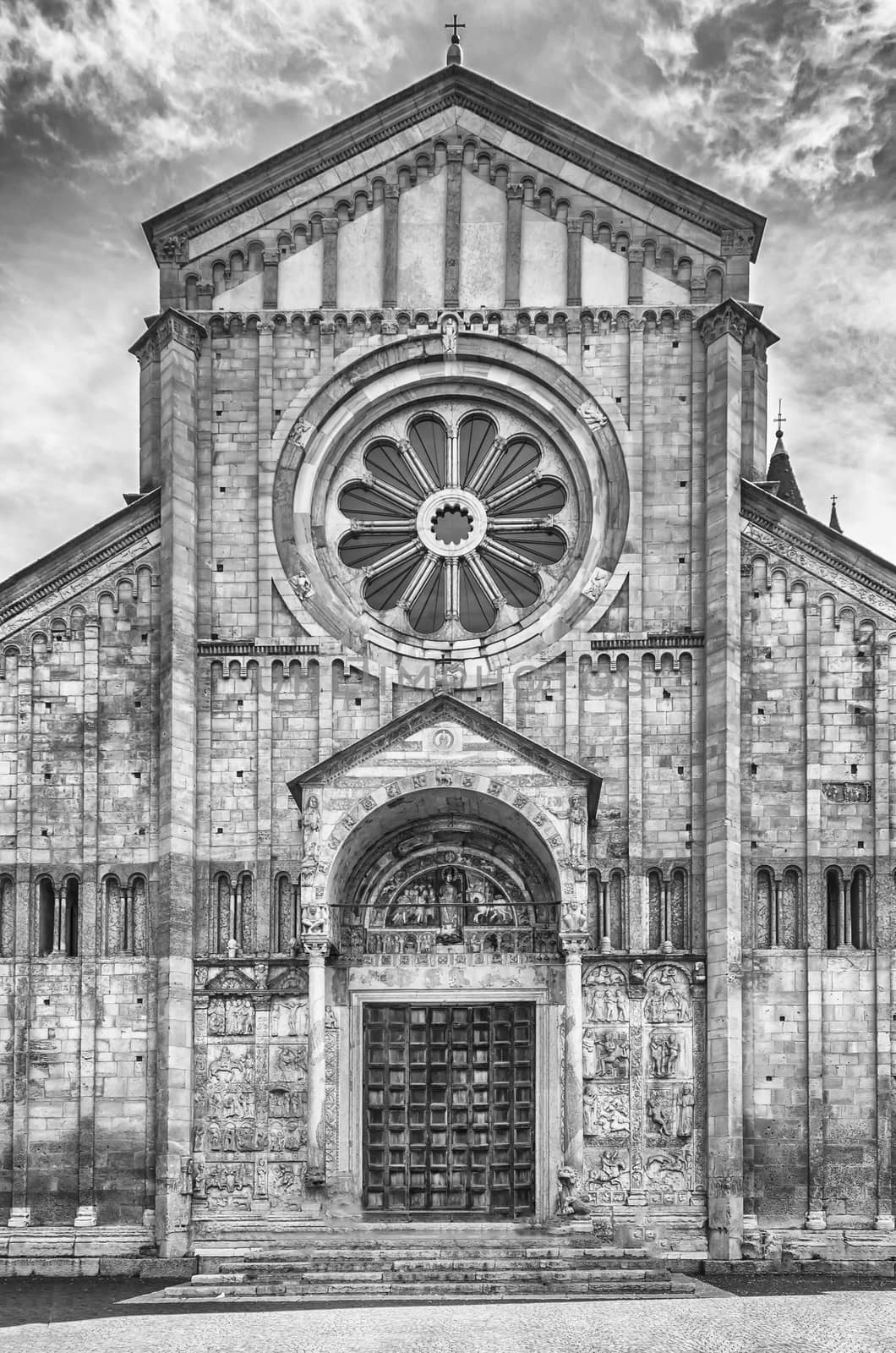 San Zeno Cathedral, Verona, Italy by marcorubino