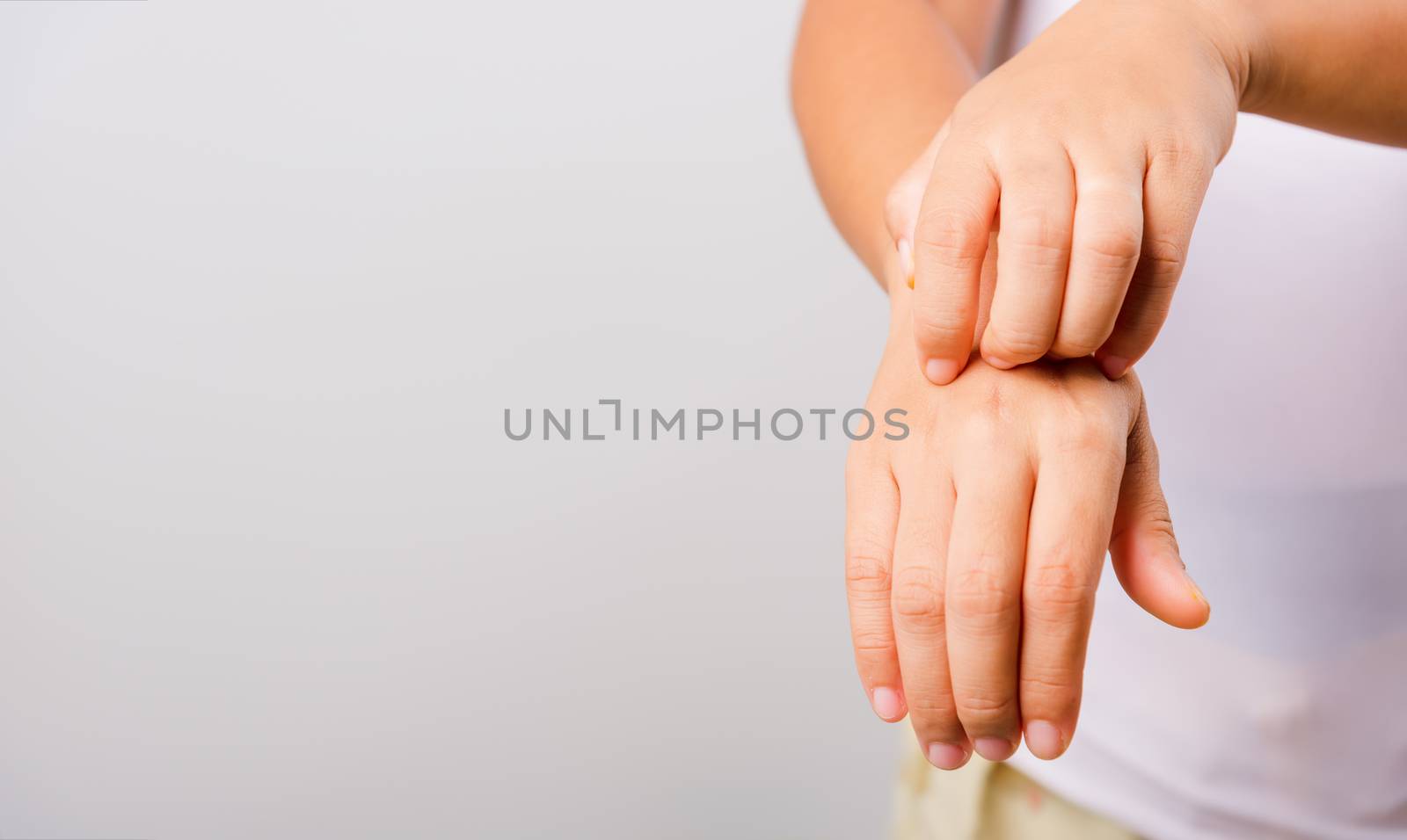 Asian beautiful woman itching her useing hand scratch itch hand on white background with copy space, Medical and Healthcare concept