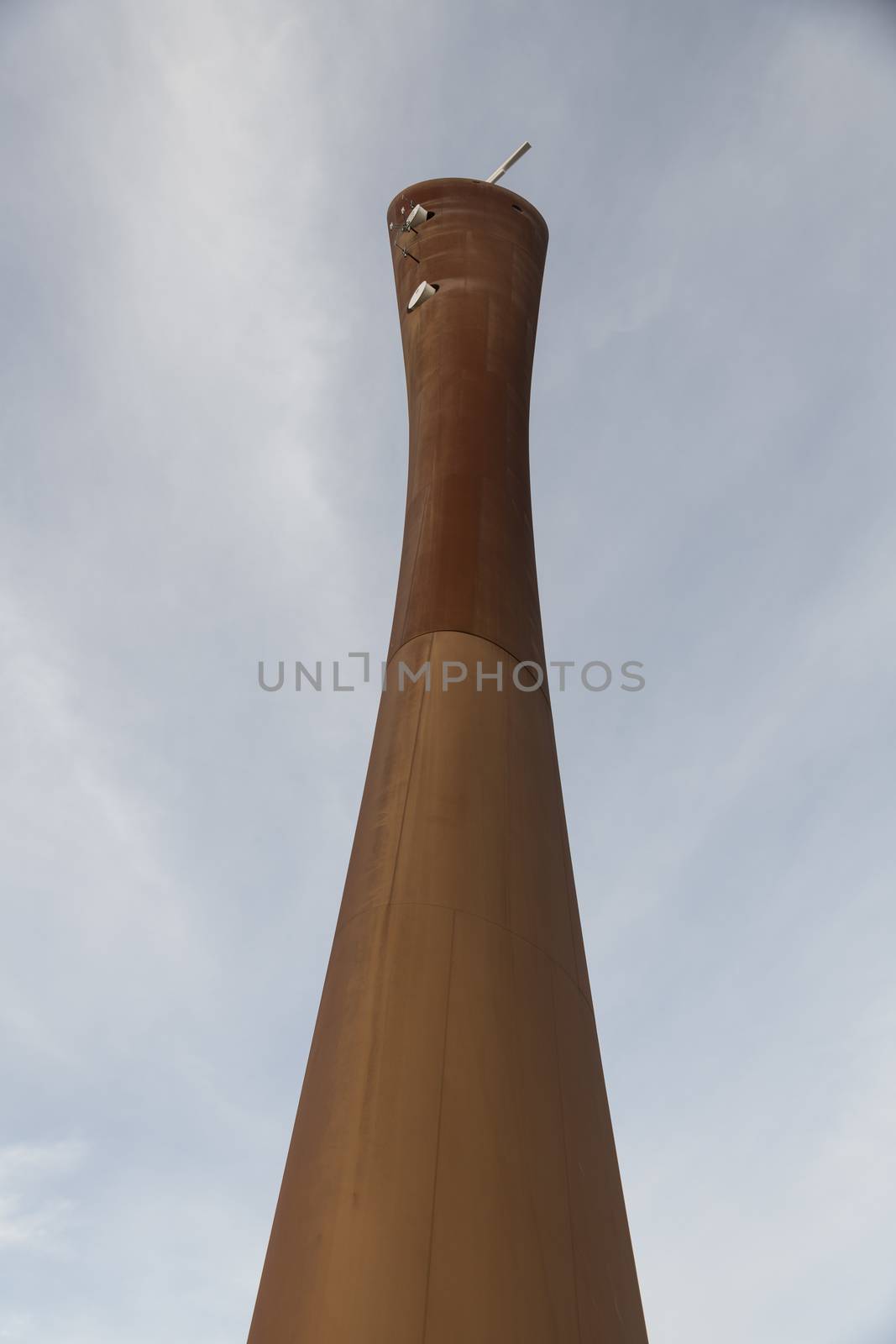 radar tower on the Maasvlakte operational since 2018 and observes shipping at sea and the Maasvlakte, the top s rotated 45 degrees for firmness