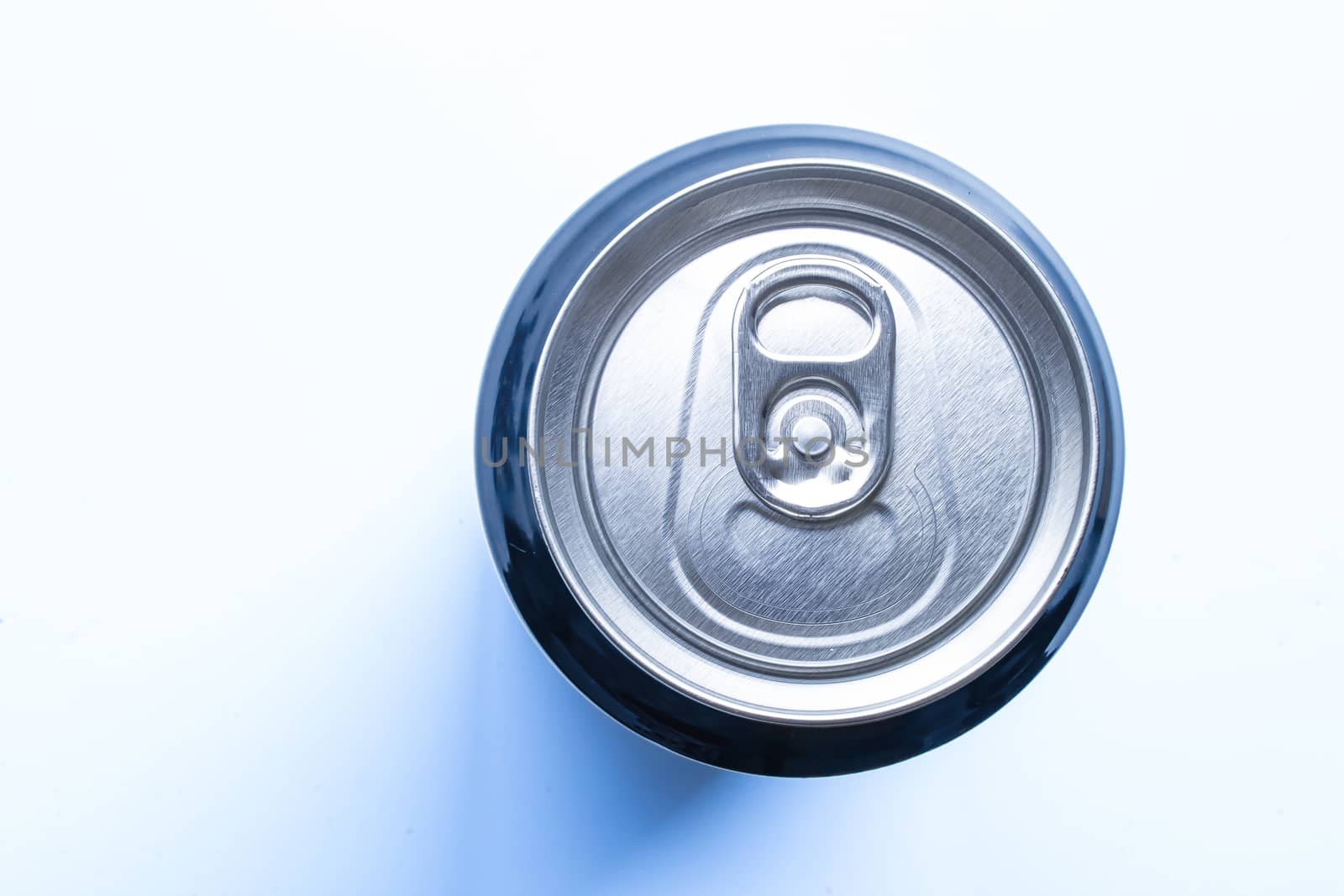 Top view of an isolated recyclable aluminium can of a carbonated drink with a soft shadow by oasisamuel