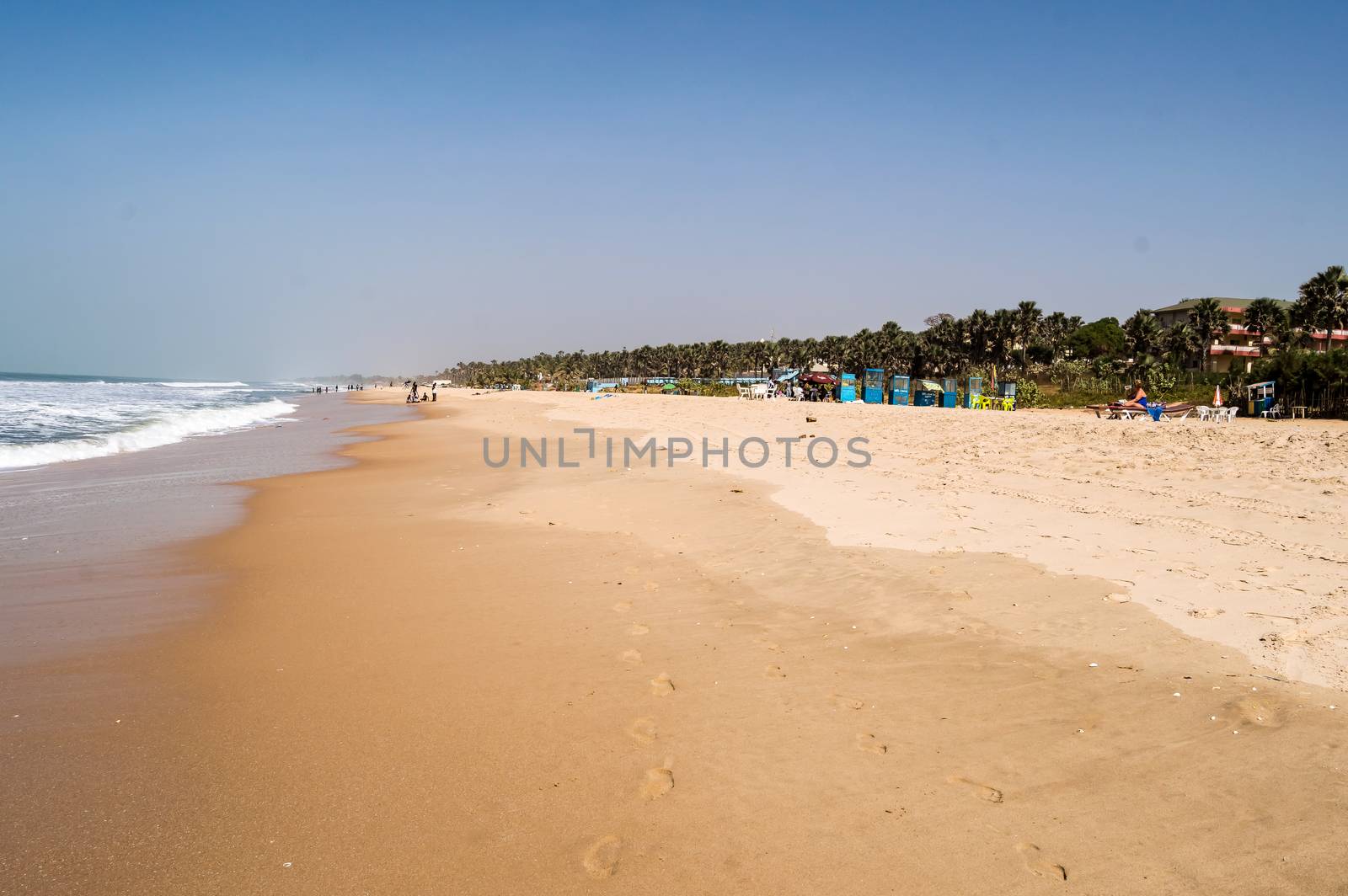 Beautiful long sandy beach in The Gambia by Philou1000