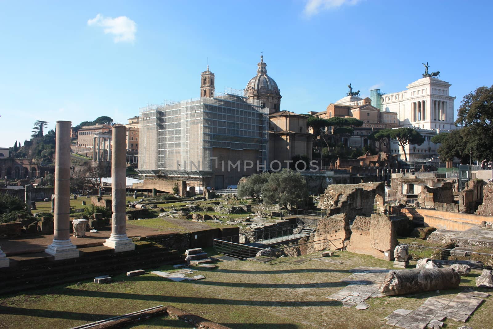 Rome and beautiful historical details in the Imperial Forums by alessiapenny90