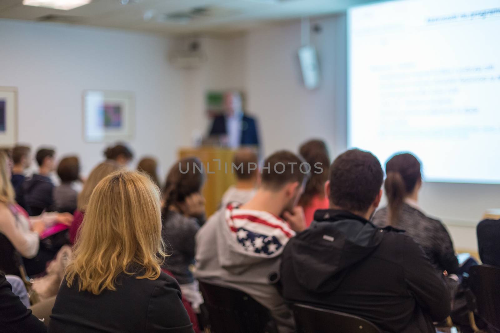 Workshop at university lecture hall. by kasto