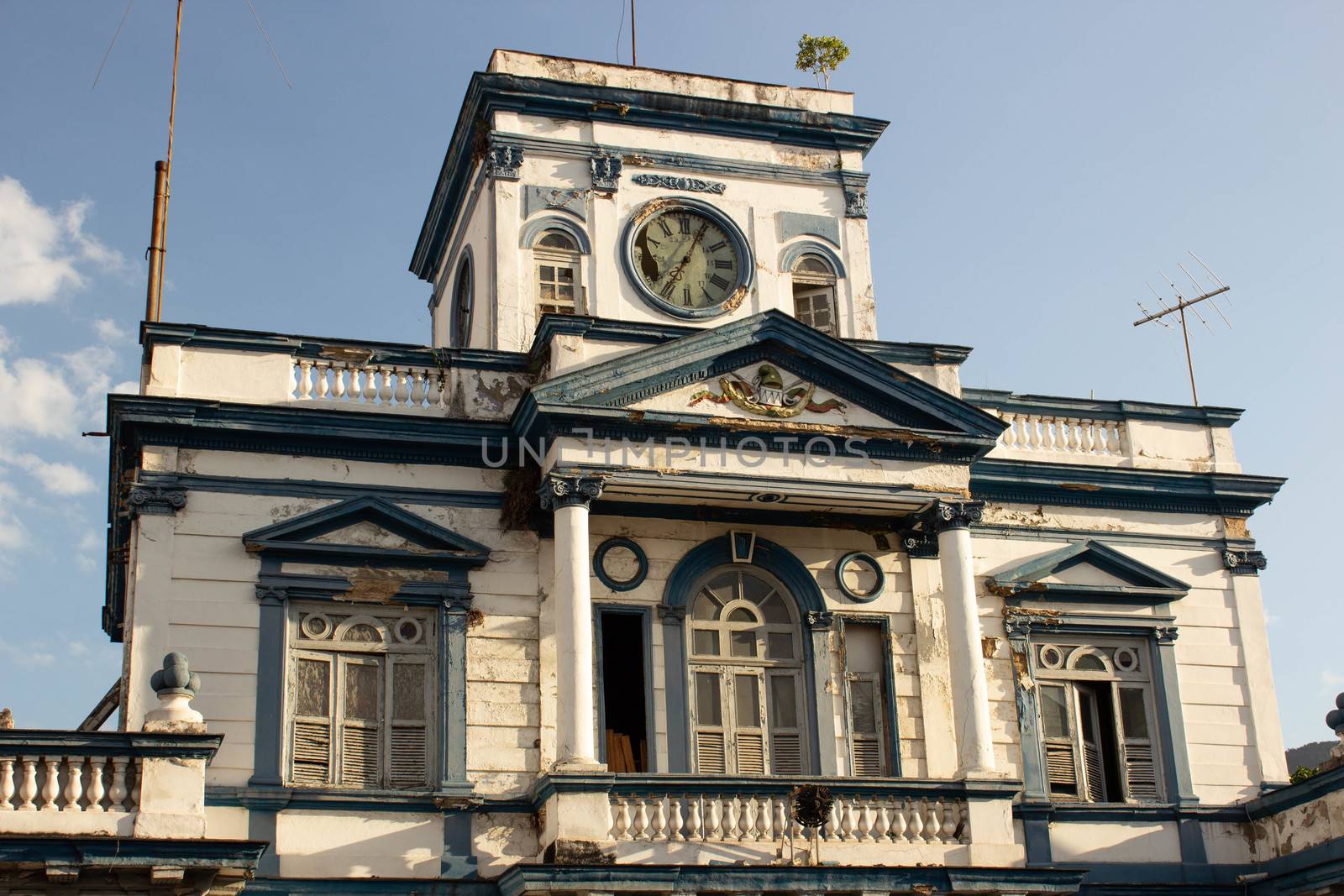 An old police station building with a historical touch, still in use nowadays