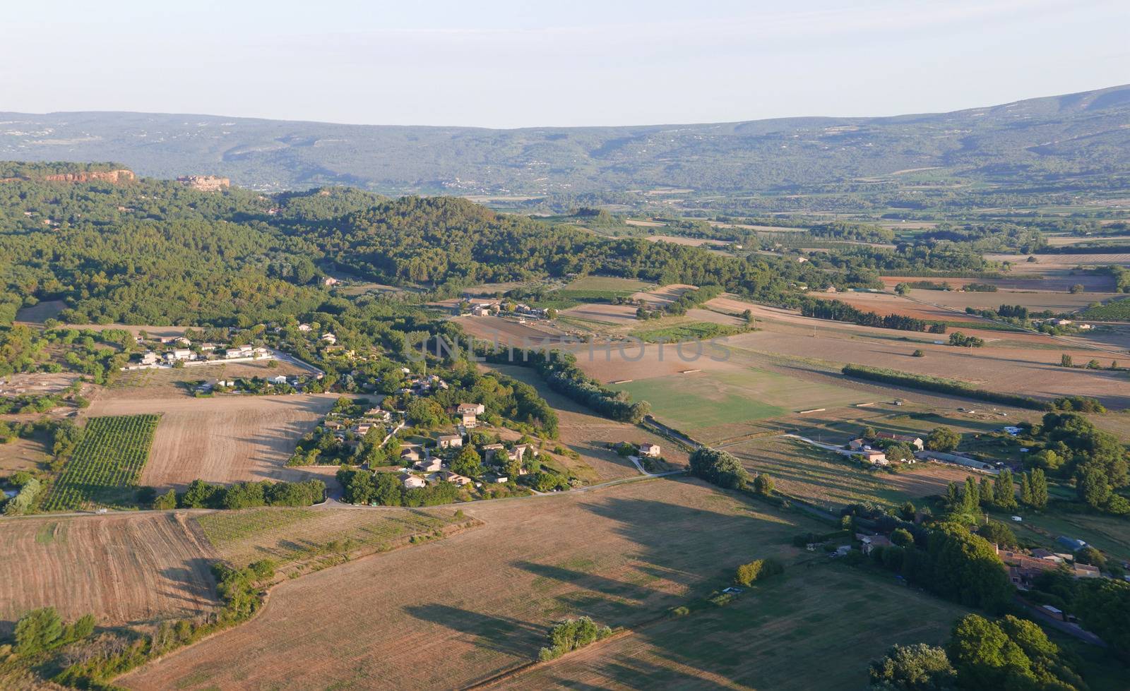 hot air balloon flight in the vaucluse above the village of Roussillon, France