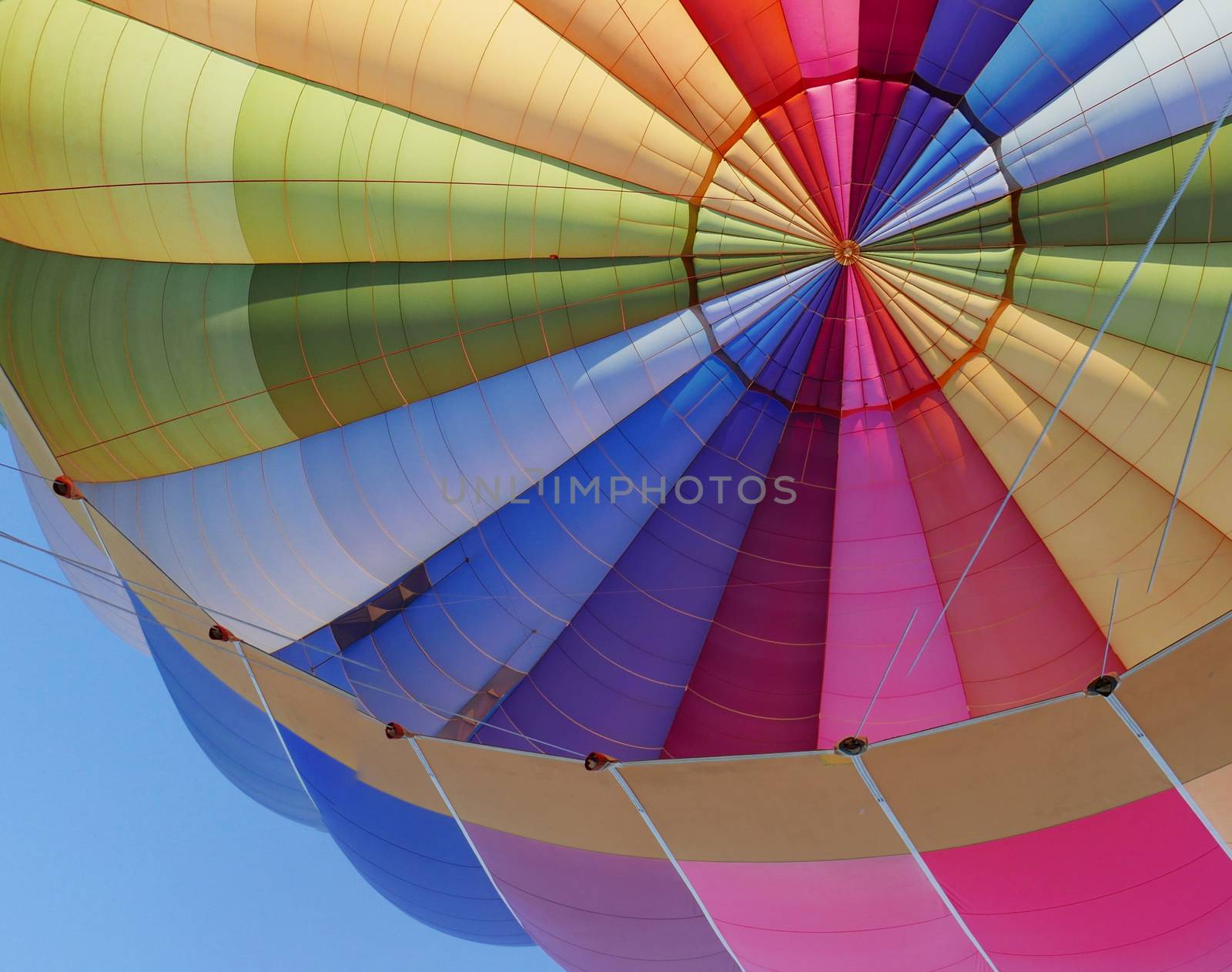 hot air balloon flight in the vaucluse above the village of Roussillon, France