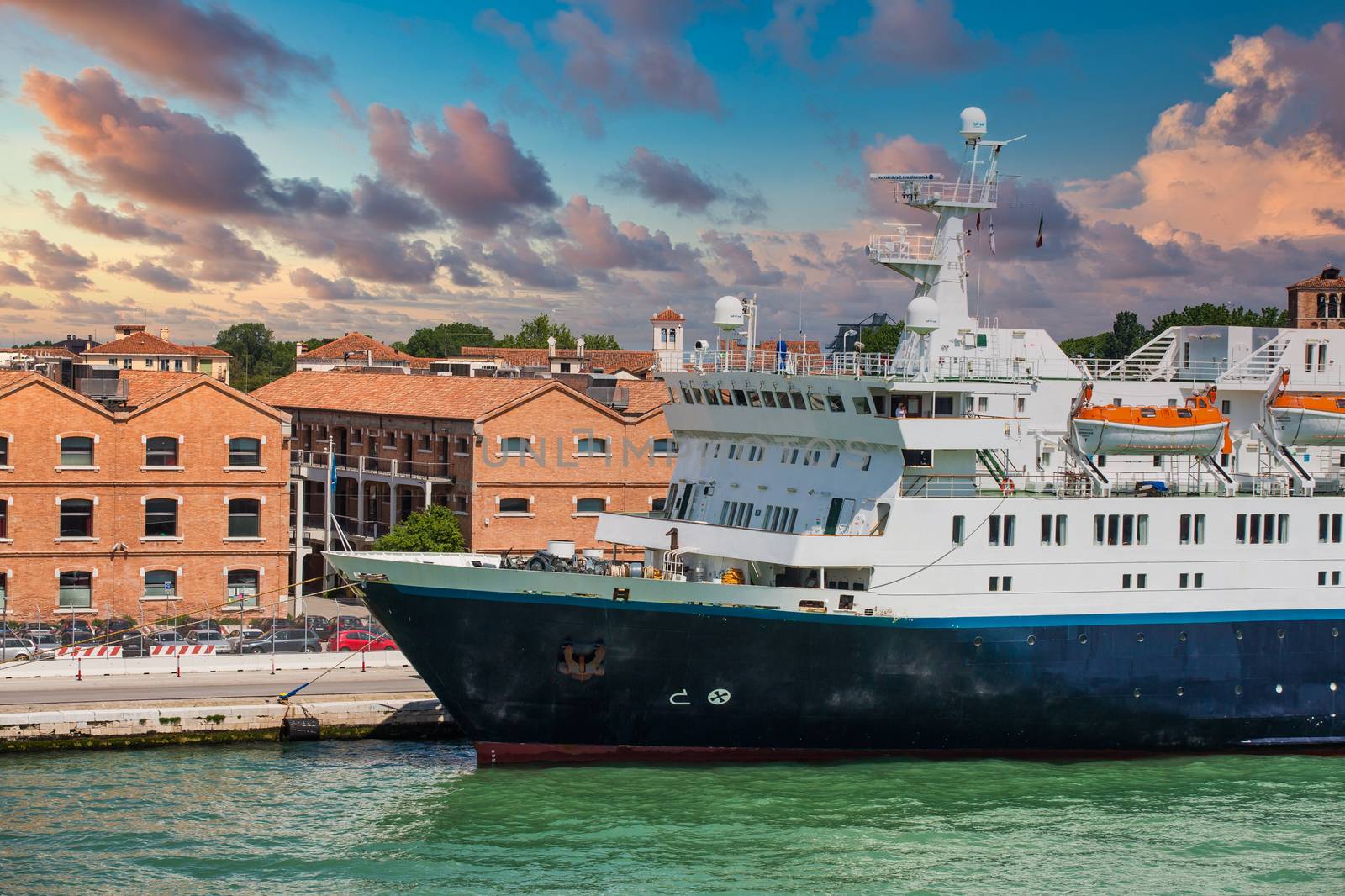 Small Cruise Ship in Venice Port by dbvirago