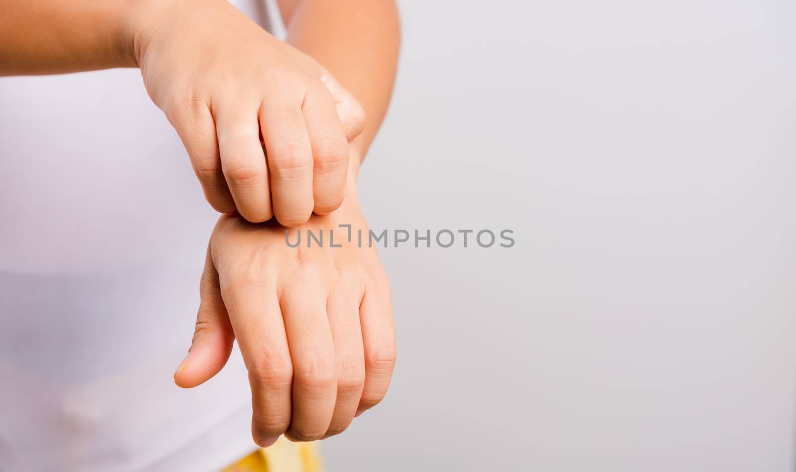 Asian beautiful woman itching her useing hand scratch itch hand on white background with copy space, Medical and Healthcare concept