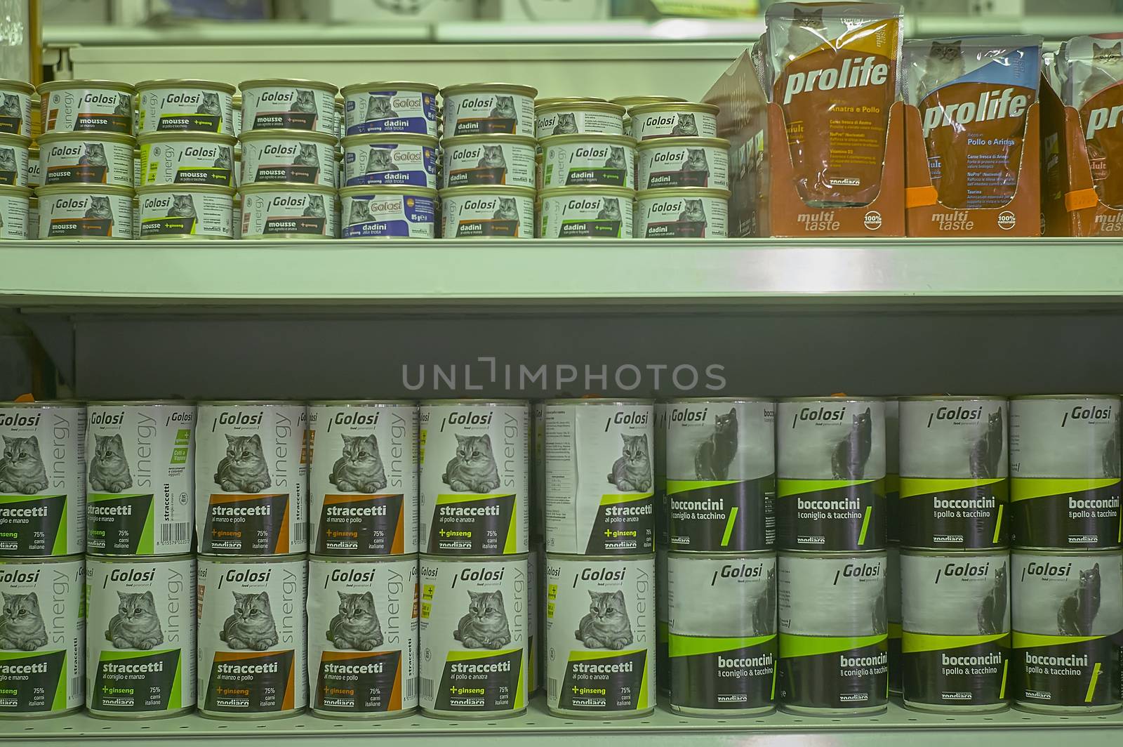 FRATTA POLESINE, ITALY 18 MARCH 2020: Shelves of a grocery store