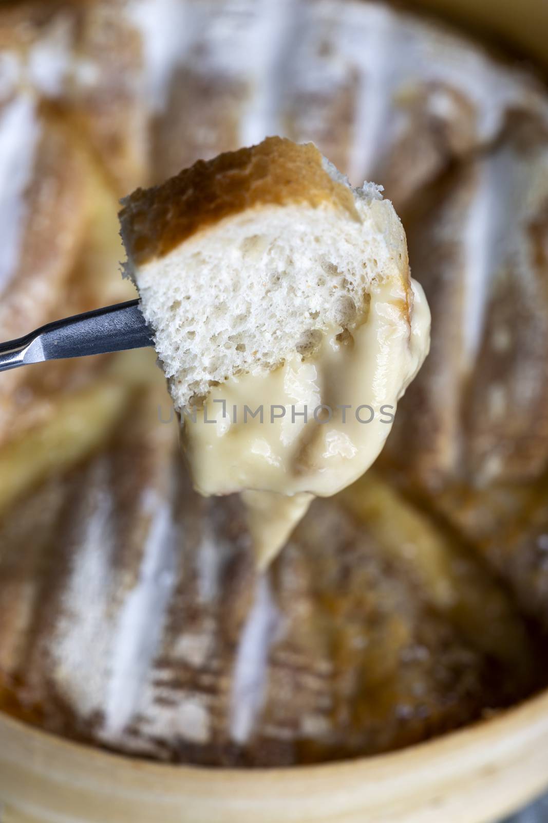 swiss cheese fondue with bread